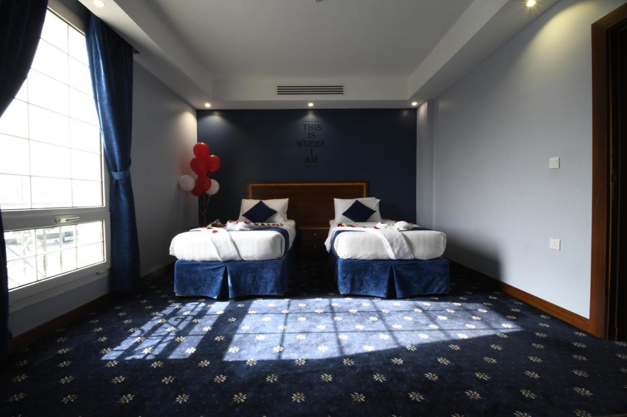 فندق البيت المثالي Ideal Home Hotel マディーナ エクステリア 写真